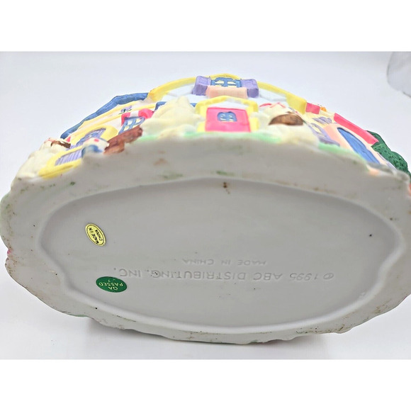 Vintage Easter Basket House Porcelian ABC Distributing 1995. - Picture 15 of 16